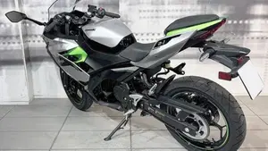 Kawasaki Ninja e-1 (2024 - 26)  (2)