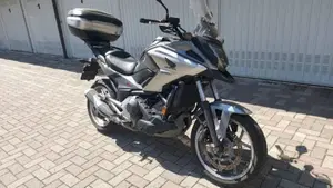 Honda NC 750 X DCT ABS (2016 -17)  (2)