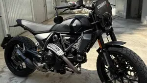 Ducati Scrambler 800 Icon Dark (2025 - 26) 