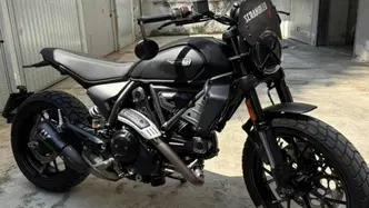 Ducati Scrambler 800 Icon Dark (2025 - 26) usata