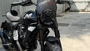 Ducati Scrambler 800 Icon Dark (2025 - 26)  (2)