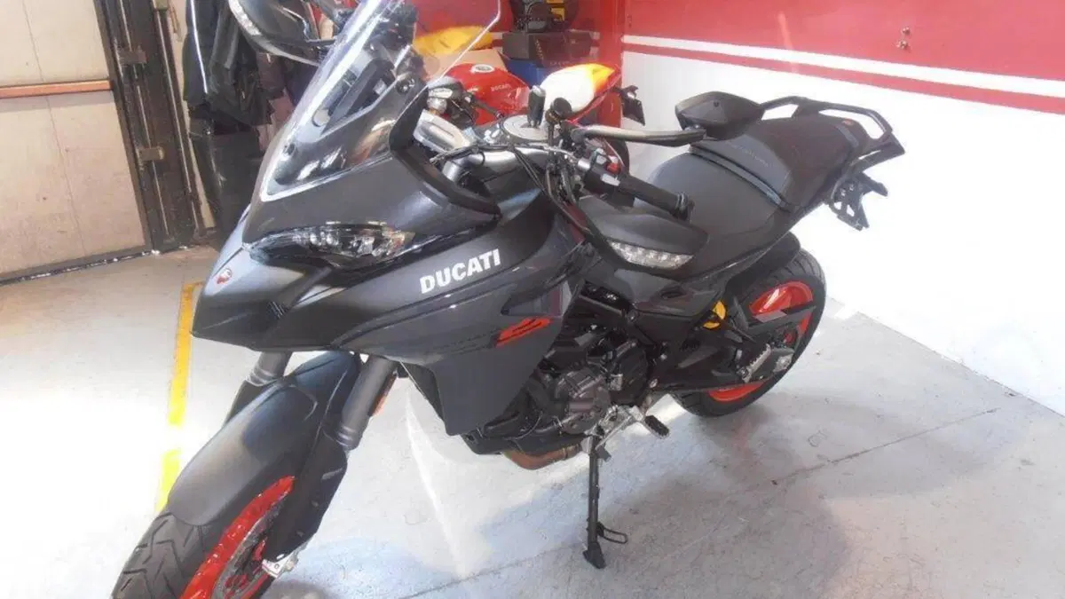 Ducati Multistrada V2 S (2022 - 24)  (2)