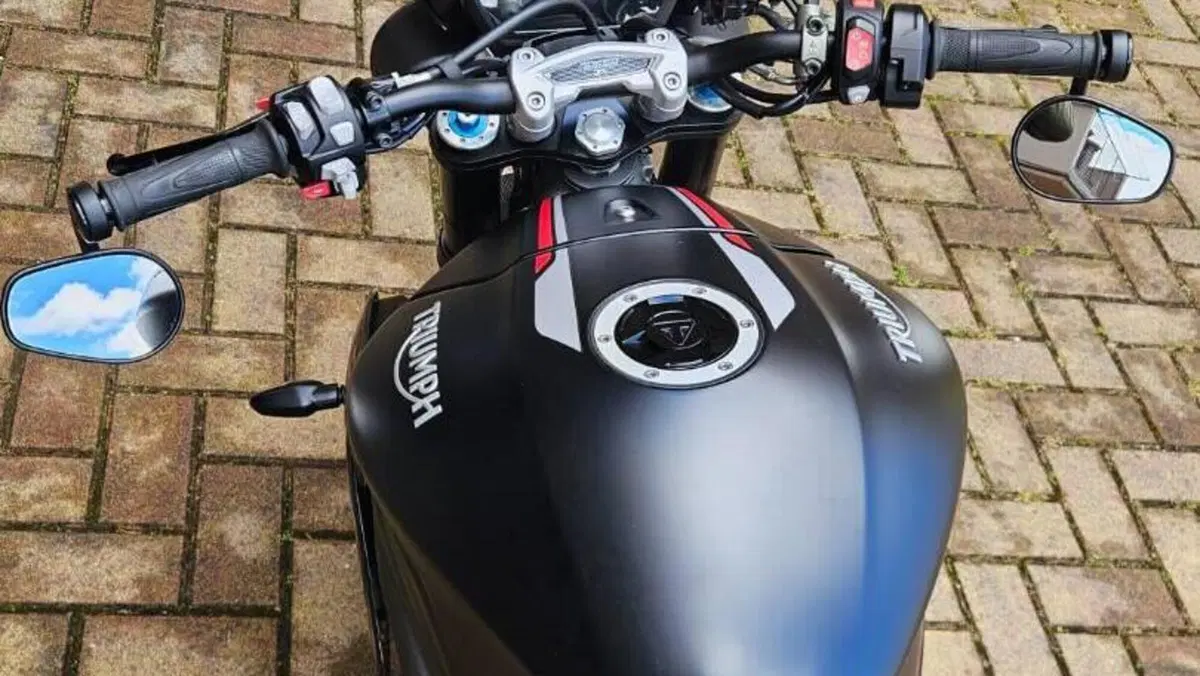 Triumph Speed Triple 1050 RS (2018 - 20)  (5)