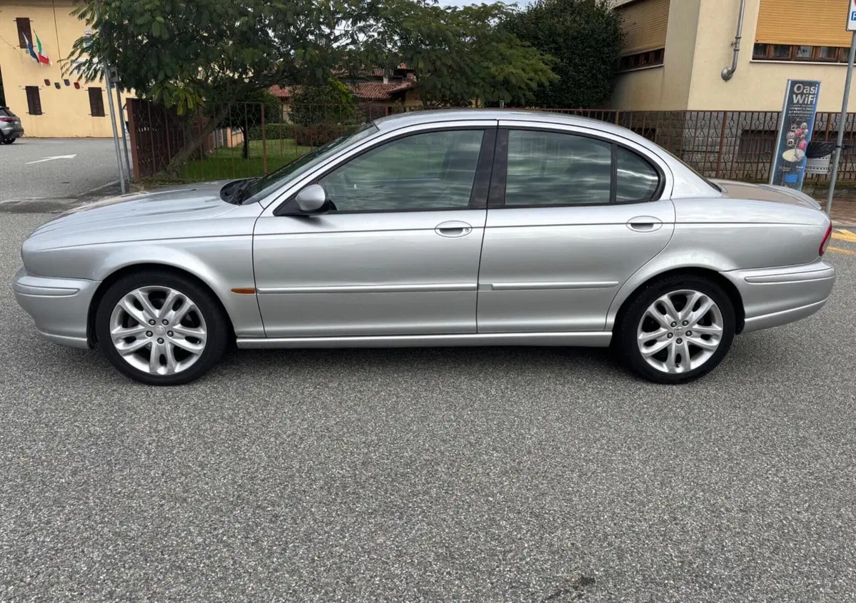 Jaguar X-Type 2.5 V6 24V cat Sport (4)