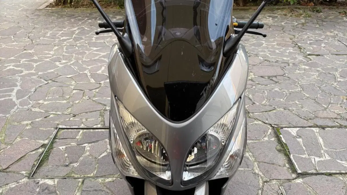 Yamaha T-Max 500 (2008 - 12)  (3)
