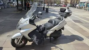 Honda Silver Wing 600 (2005 - 09)  (4)