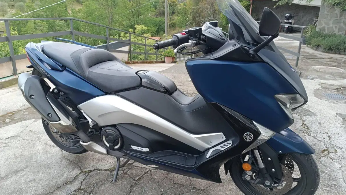Yamaha T-Max 530 DX (2017 - 19)  (3)