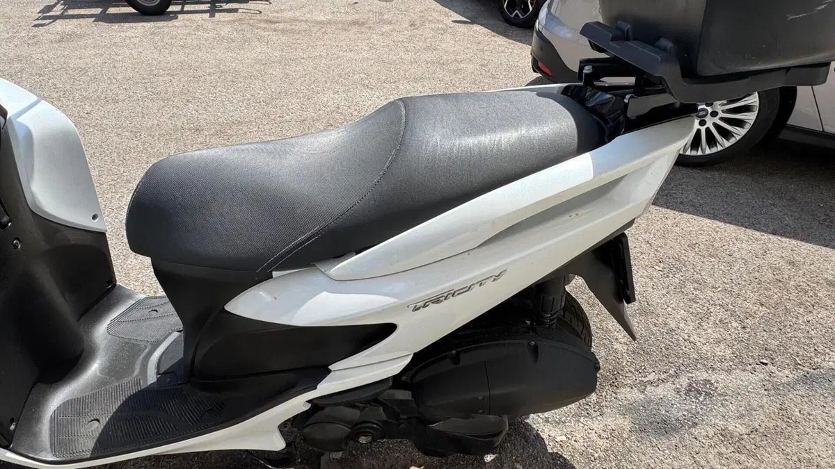 Yamaha Tricity 125 (2014 - 17)  (7)