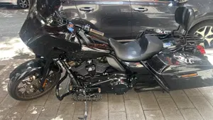Harley-Davidson Street Glide ST (2022 - 23)  (16)