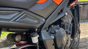Triumph Street Triple 765 R A2 (2024 - 26)  (11)