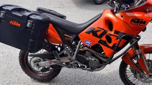 KTM 640 Adventure  (4)