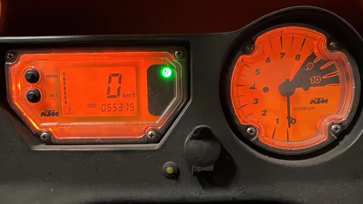 KTM 640 Adventure  (10)