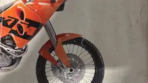 KTM 640 Adventure  (11)