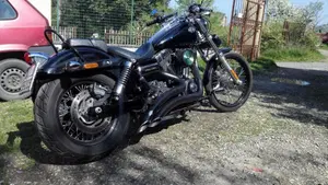 Harley-Davidson 1690 Wide Glide (2010 - 17) - FXDWG  (4)