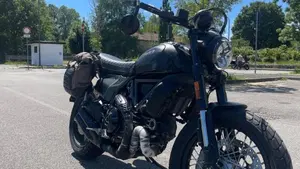 Ducati Scrambler 800 Night Shift (2021 - 22)  (8)