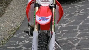 Honda CRF 250R (2007)  (4)