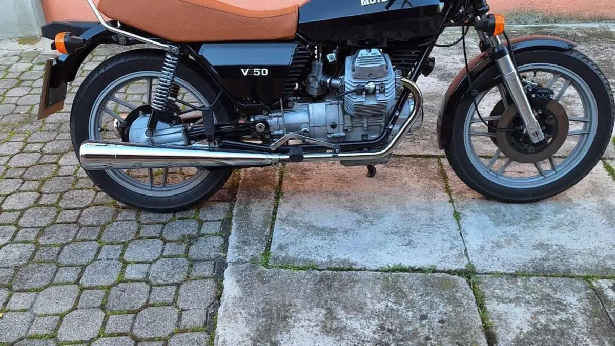 Moto Guzzi   (6)