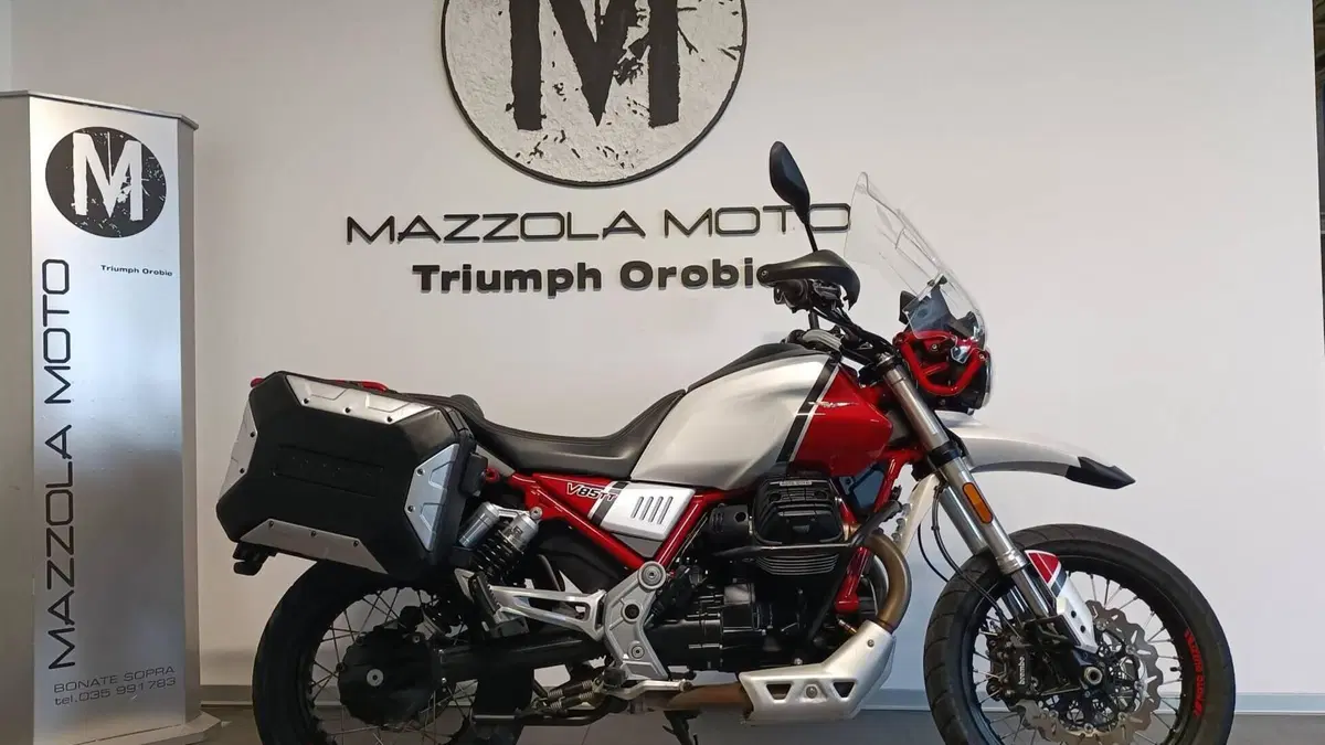 Moto Guzzi V85 TT Evocative Graphics (2019 - 20) 
