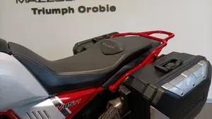 Moto Guzzi V85 TT Evocative Graphics (2019 - 20)  (12)