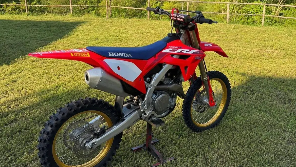 Honda CRF 450R (2023) 
