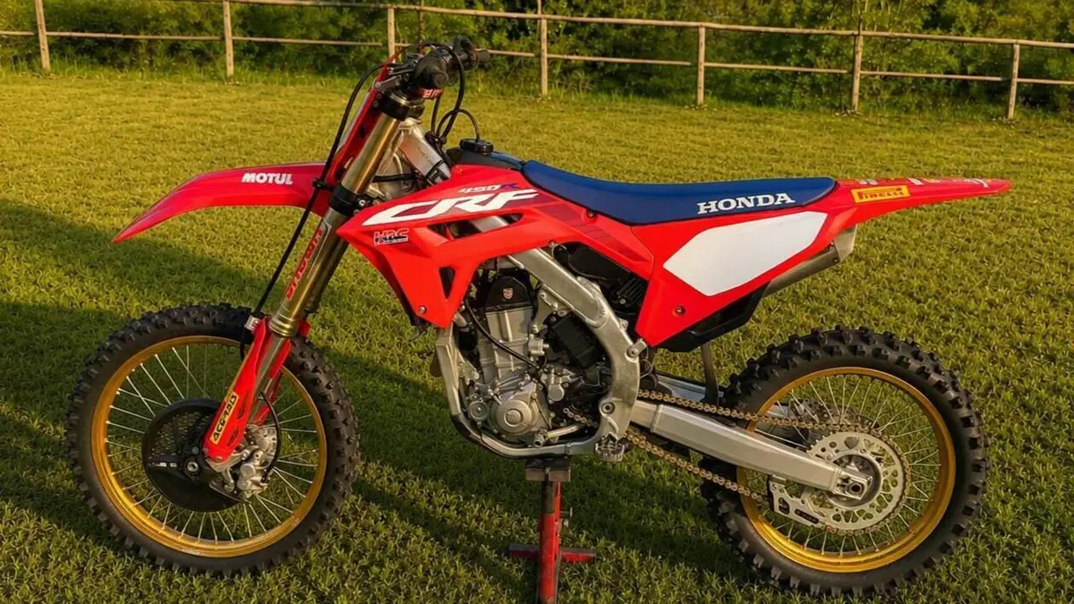 Honda CRF 450R (2023)  (3)