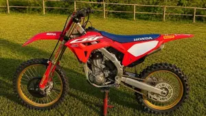 Honda CRF 450R (2023)  (3)