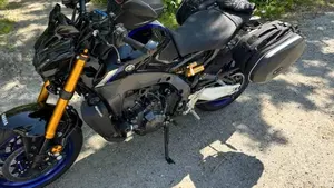 Yamaha MT-09 SP (2021 - 23)  (6)