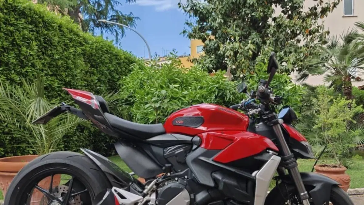 Ducati Streetfighter V2 (2022 - 24) 