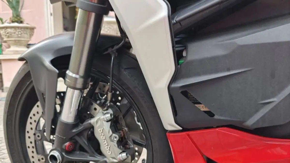 Ducati Streetfighter V2 (2022 - 24)  (8)