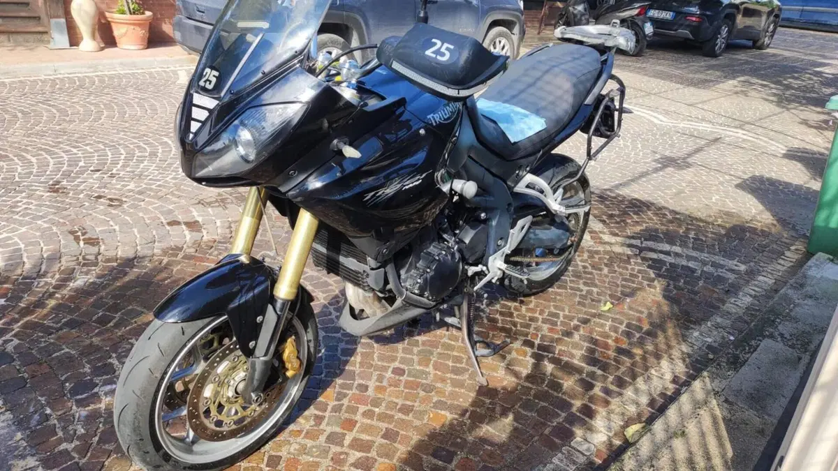 Triumph Tiger 1050 (2006 - 12)  (5)