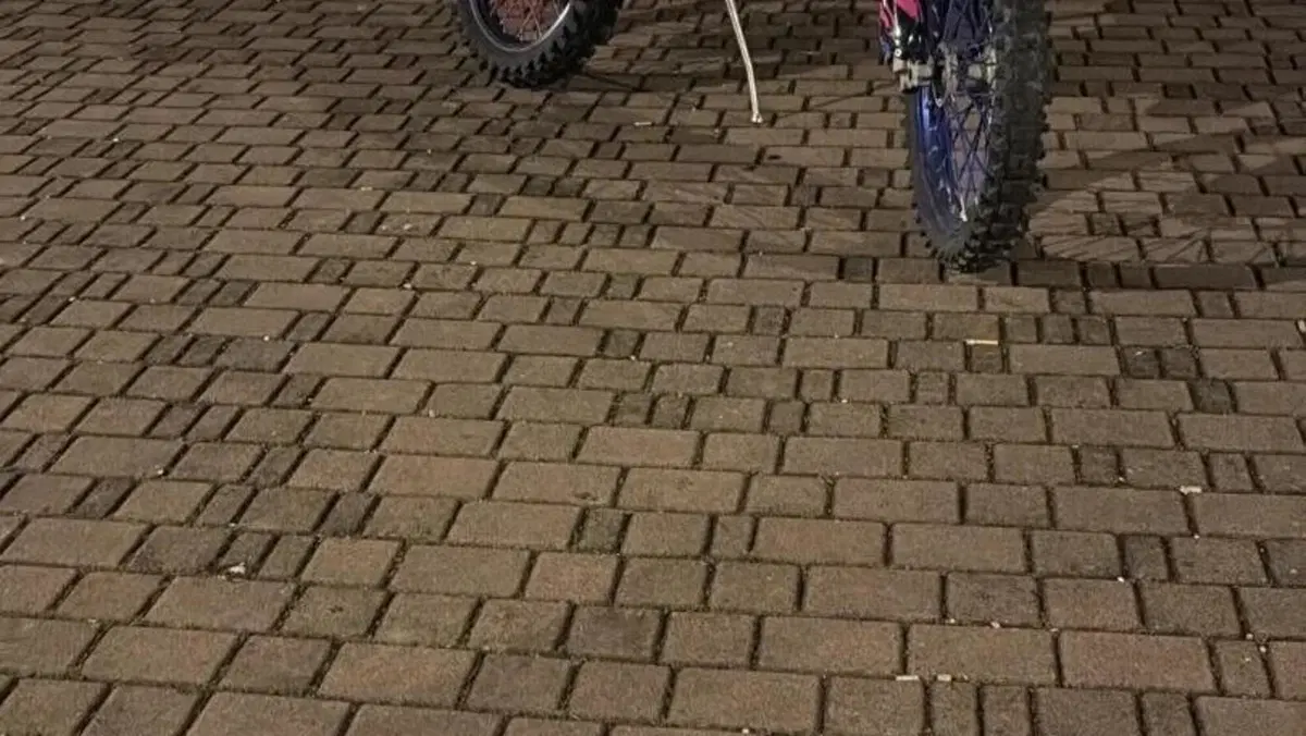 Yamaha YZ 125 (2023)  (5)