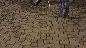 Yamaha YZ 125 (2023)  (5)