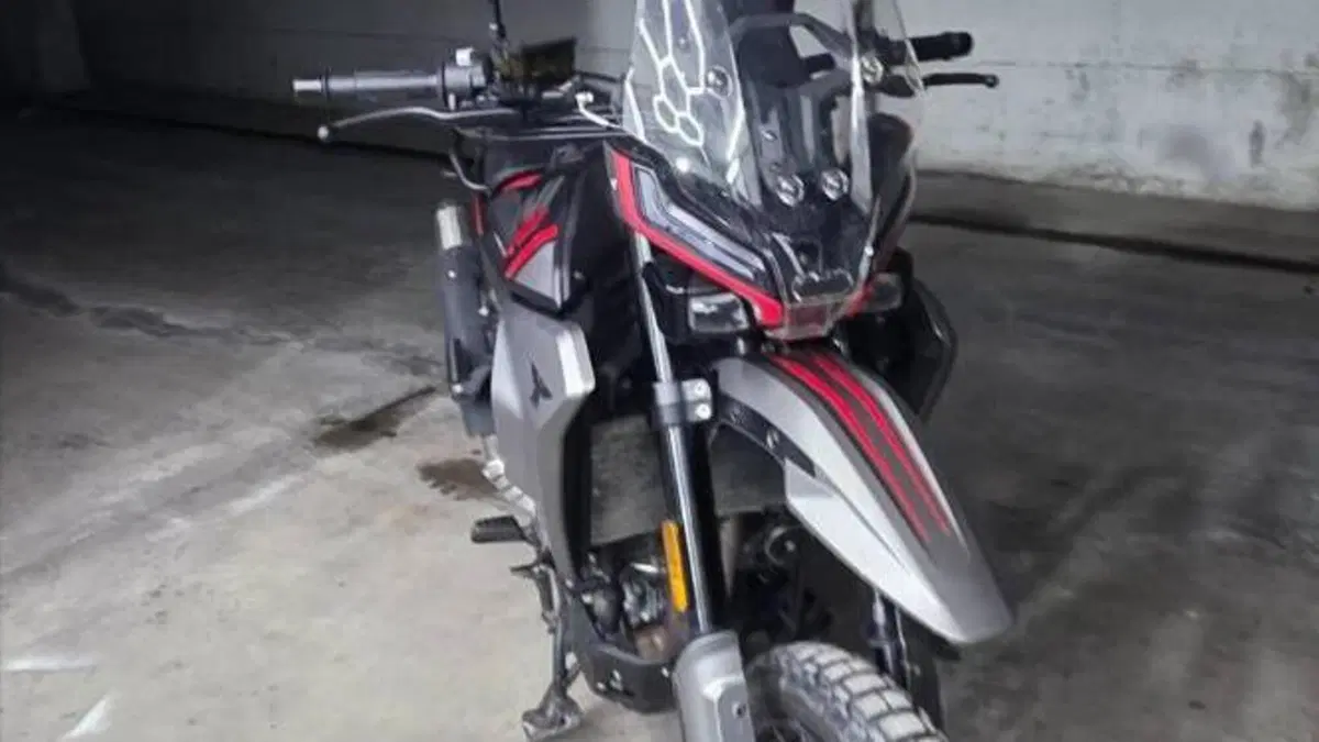 Moto Morini Allthrike 450 (2025 - 26)  (9)