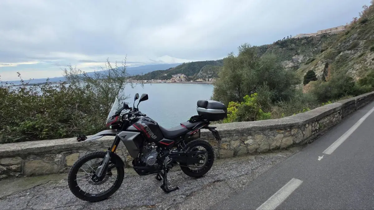 Moto Morini Allthrike 450 (2025 - 26)  (13)