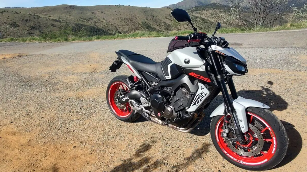 Yamaha MT-09 (2017 - 20)  (7)