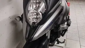 Suzuki V-Strom 650 (2021 - 25)  (2)