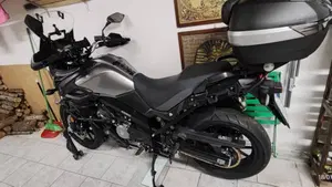 Suzuki V-Strom 650 (2021 - 25)  (8)