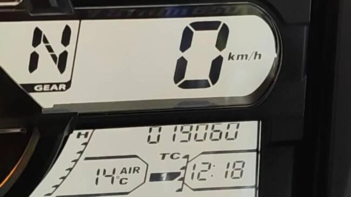 Suzuki V-Strom 650 (2021 - 25)  (15)