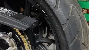 Suzuki V-Strom 650 (2021 - 25)  (16)