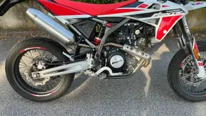 Fantic Motor XMF 125 Motard Performance 4t (2021 - 22)  (6)