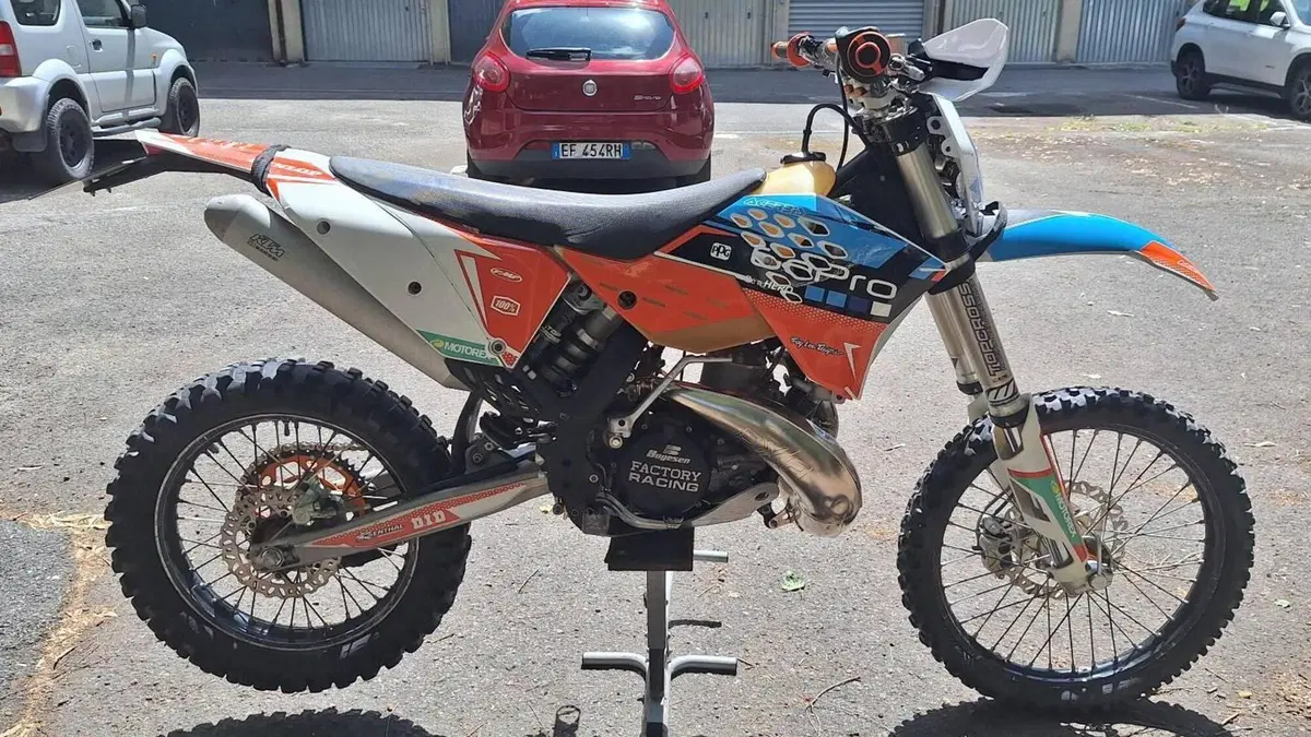KTM 300 EXC E (2010)  (2)