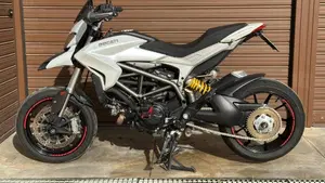 Ducati Hypermotard 821 (2013 - 15)  (2)