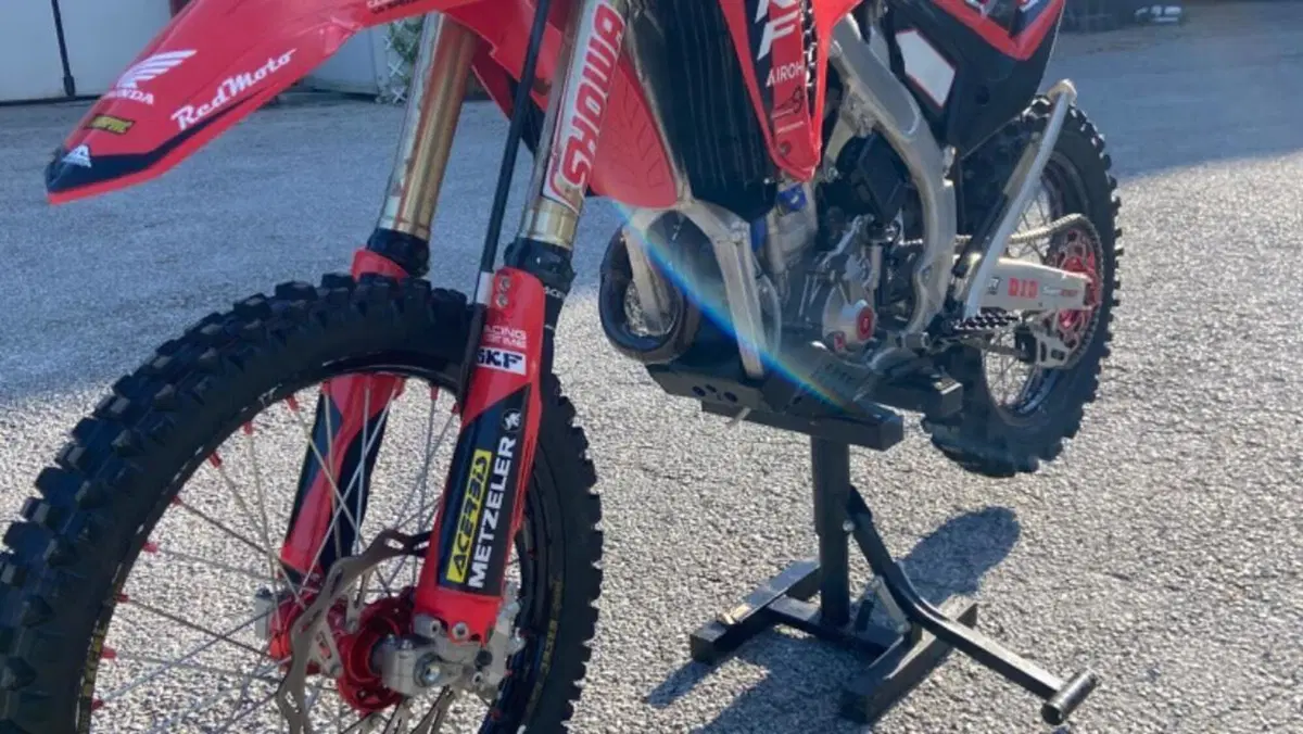 Honda CRF 300RX Enduro Special (2025) 