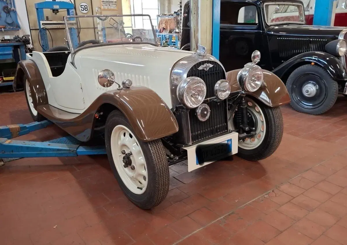Morgan 4/4 2+2   (4)