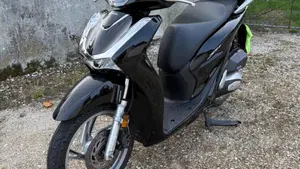 Honda SH 125i (2020 - 23)  (2)