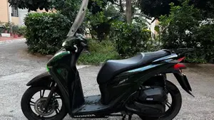 Honda SH 125i Vetro (2024 - 25)  (3)