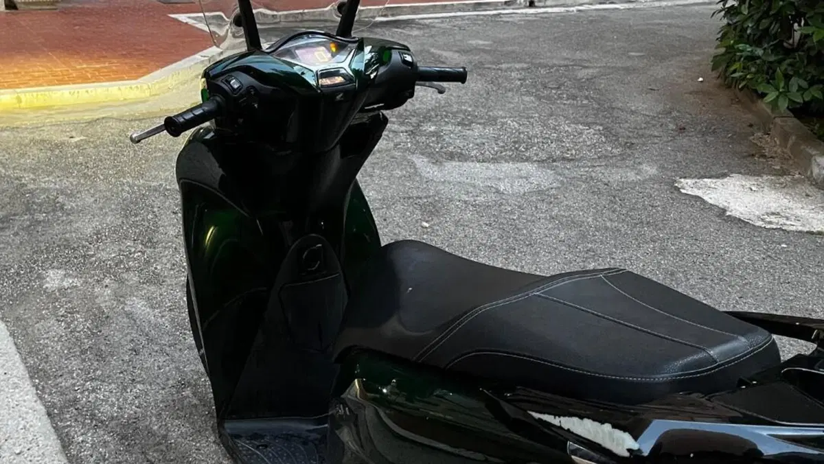 Honda SH 125i Vetro (2024 - 25)  (6)