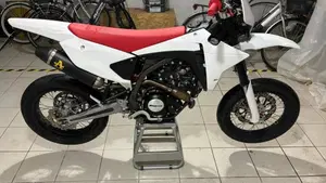 Fantic Motor XMF 125 Motard Performance 4T (2023 - 24)  (3)