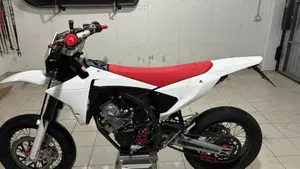 Fantic Motor XMF 125 Motard Performance 4T (2023 - 24)  (4)