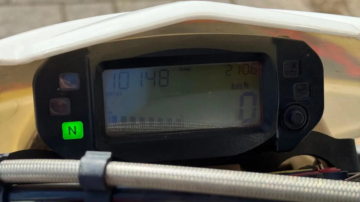 Betamotor RR 125 4T Motard LC (2010 - 17)  (6)